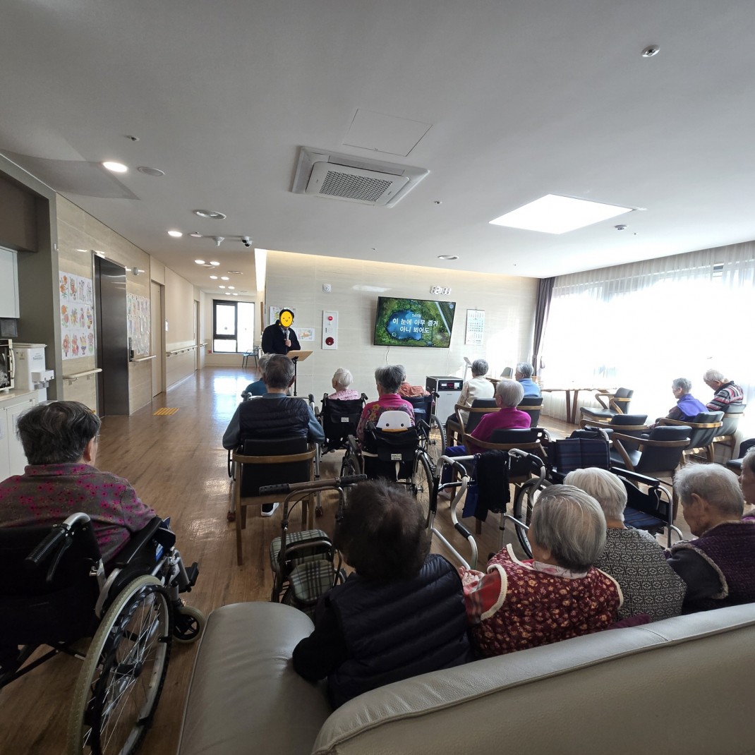 b0e7af5417add7b6358fd97670104396_1763712519_3053.jpg b0e7af5417add7b6358fd97670104396_1763712519_3053.jpg